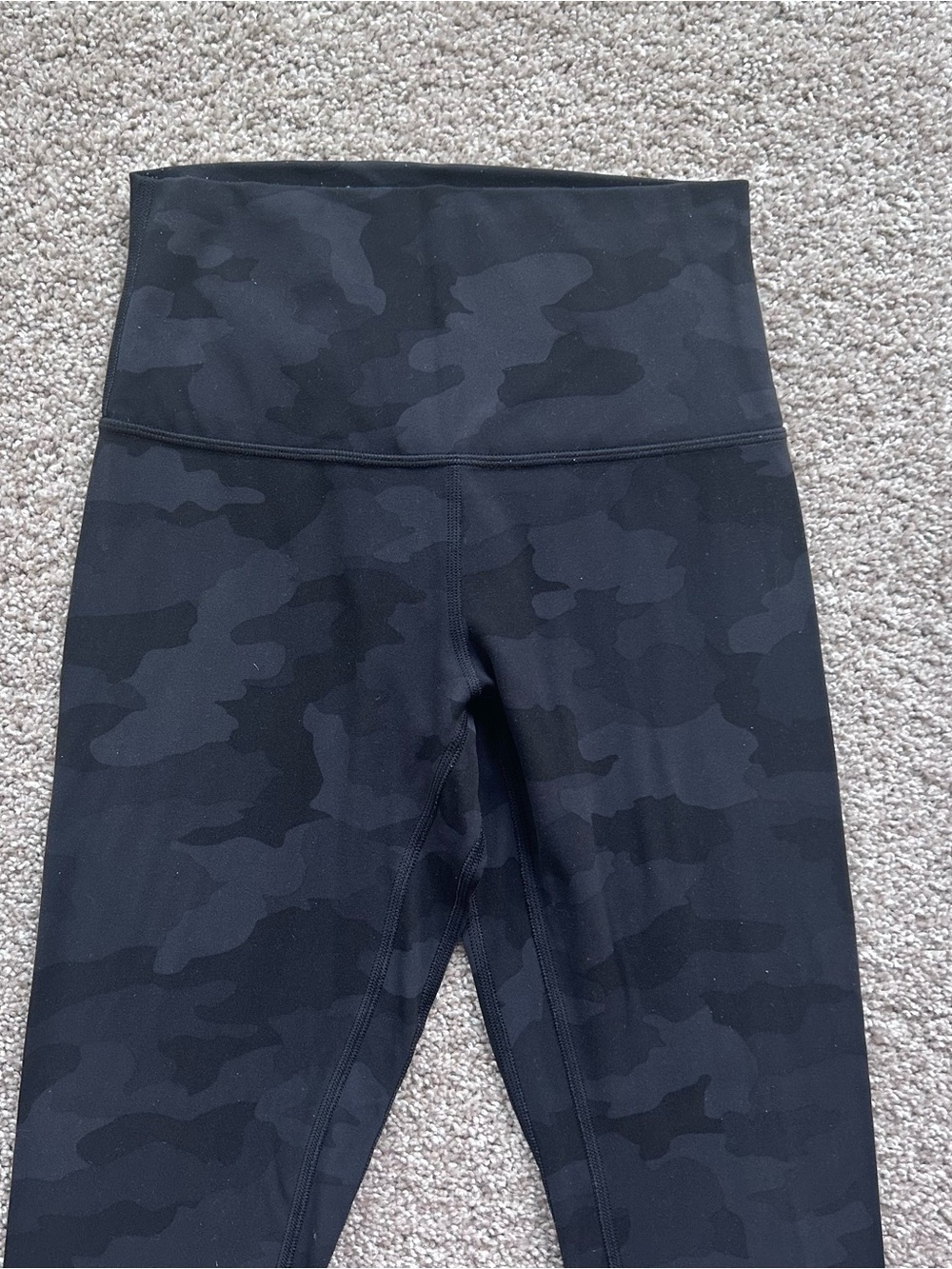Lululemon Align HR Pant 25" Heritage 365 Camo Deep Coal Multi Black Grey Size 4 - Picture 3 of 8